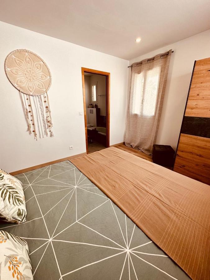 La Villa Vaihere En Camargue, L'Hibiscus Et Le Magnolia Σαιντ-Μαρί-ντε-λα-Μερ Εξωτερικό φωτογραφία